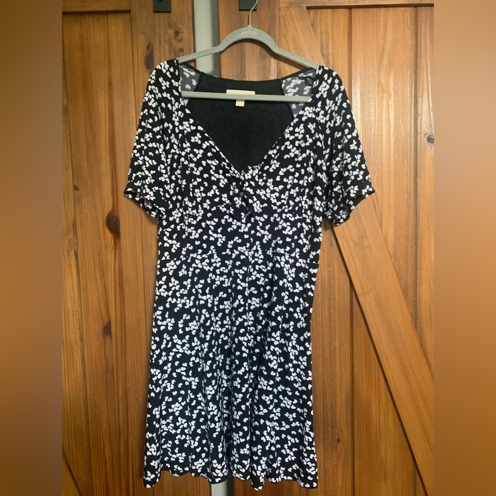 Like New - Michael Kors Black and White Ruffled Wrap Midi Dress